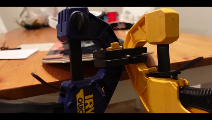 Allow to dry: Let the adhesive cure completely according to the manufacturer's instructions. Do not remove clamps prematurely.