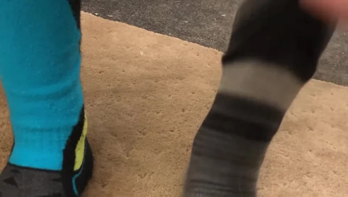 Fully open all buckles.