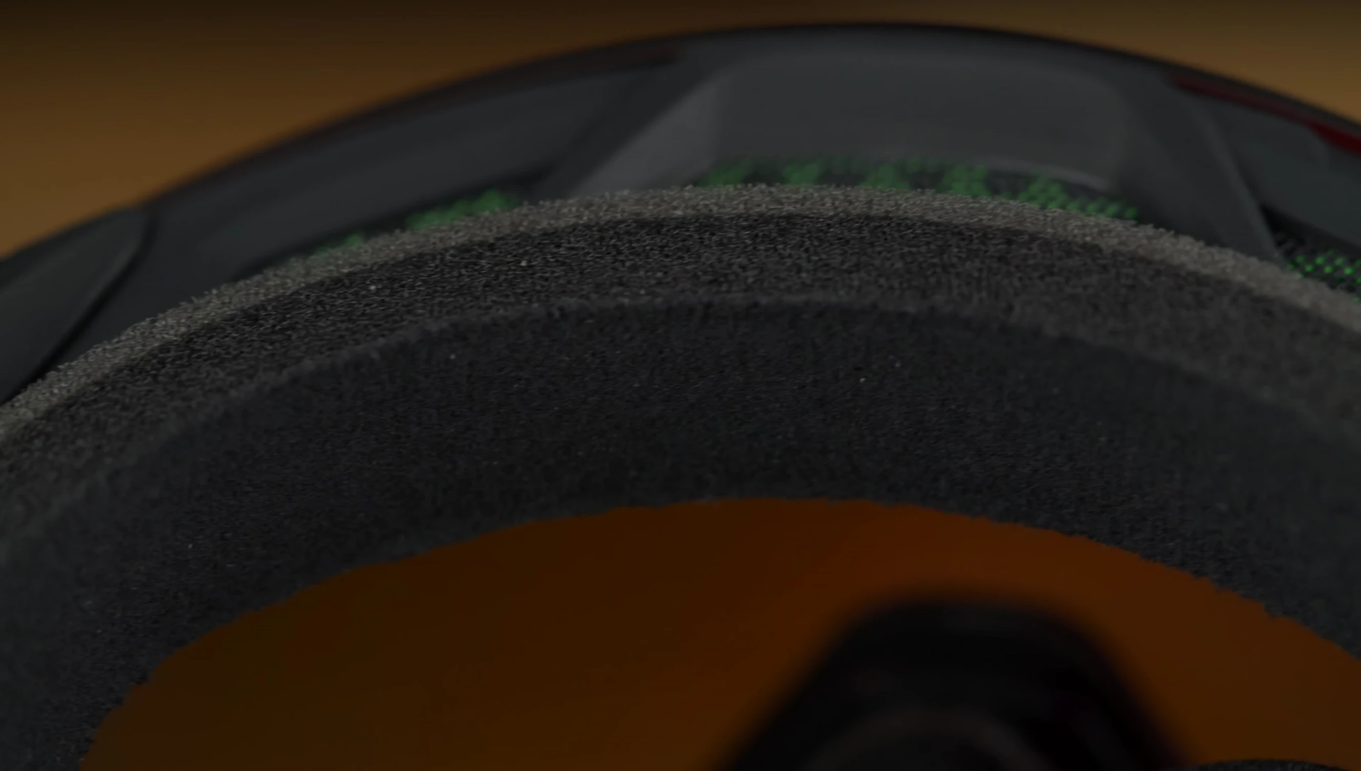 A view showing the Evac vent tech on the top of the goggle.