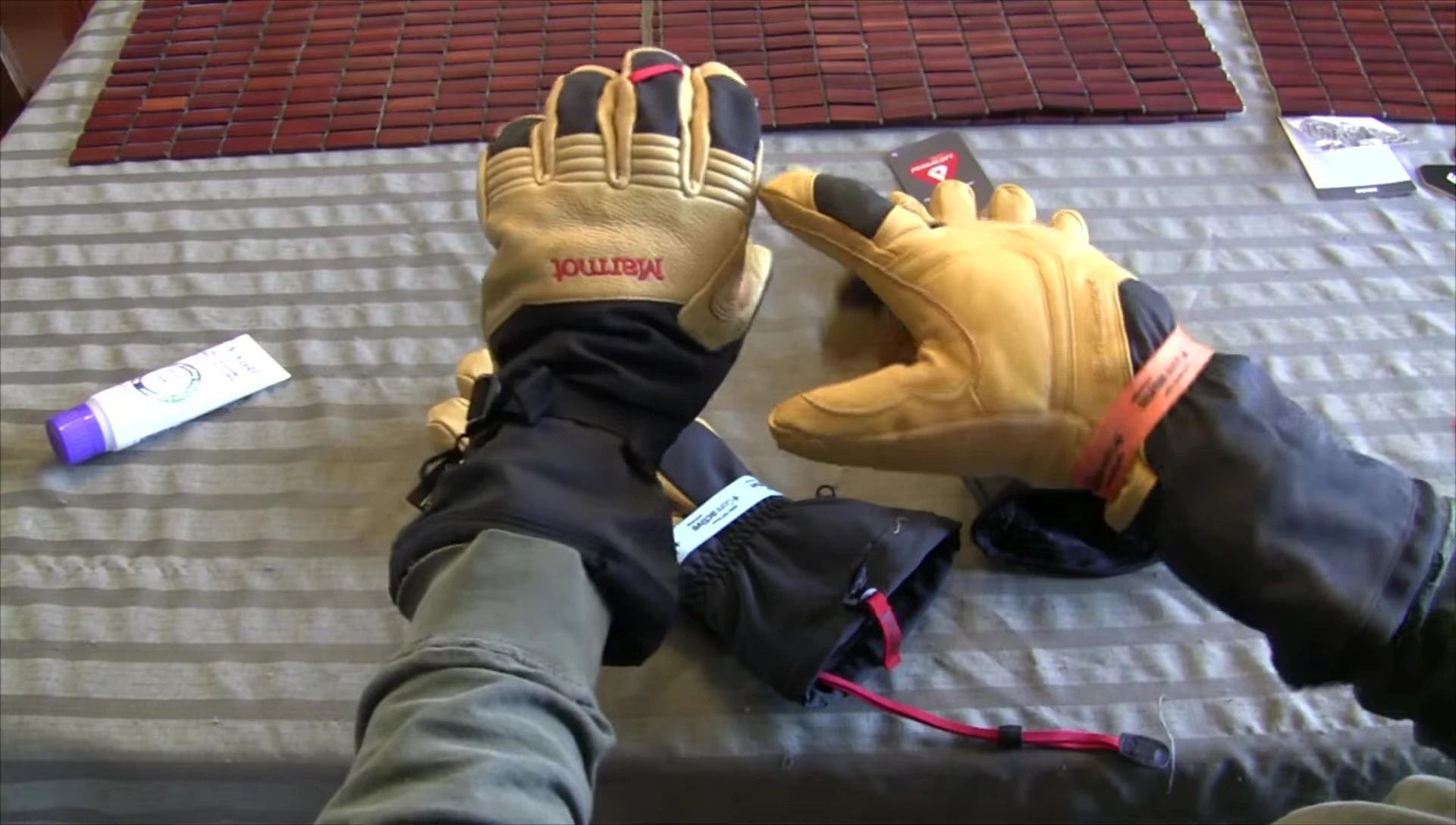 Comparing the knuckle design of the Marmot and Black Diamond gloves