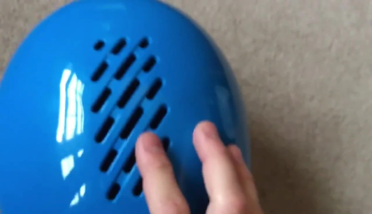 The top of the helmet showing non-adjustable vents