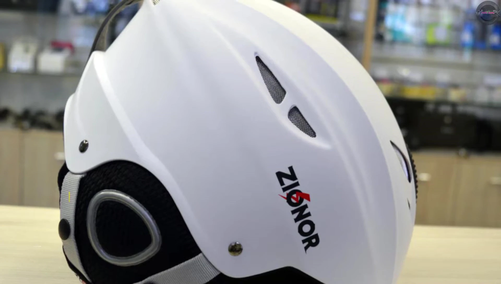 Zion Lagopus H1 helmet