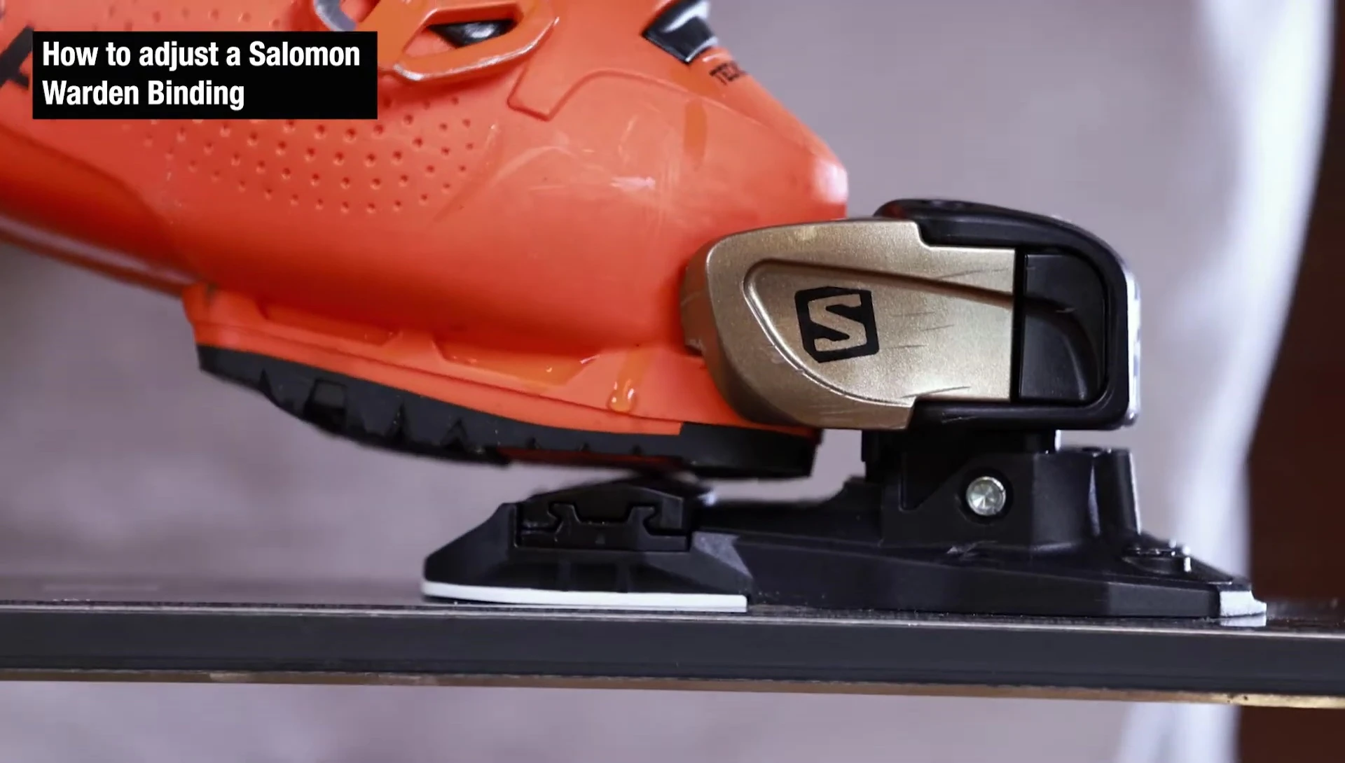 Close-up of the Salomon Warden toe piece with the boot engaged, showing a gap between the AFD and the boot sole.