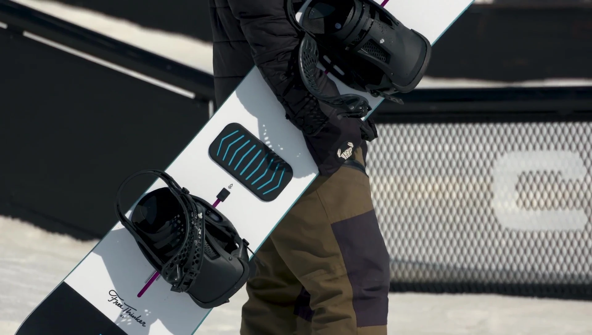 Rider performing a quick turn on the Free Thinker, highlighting its edge-to-edge responsiveness.