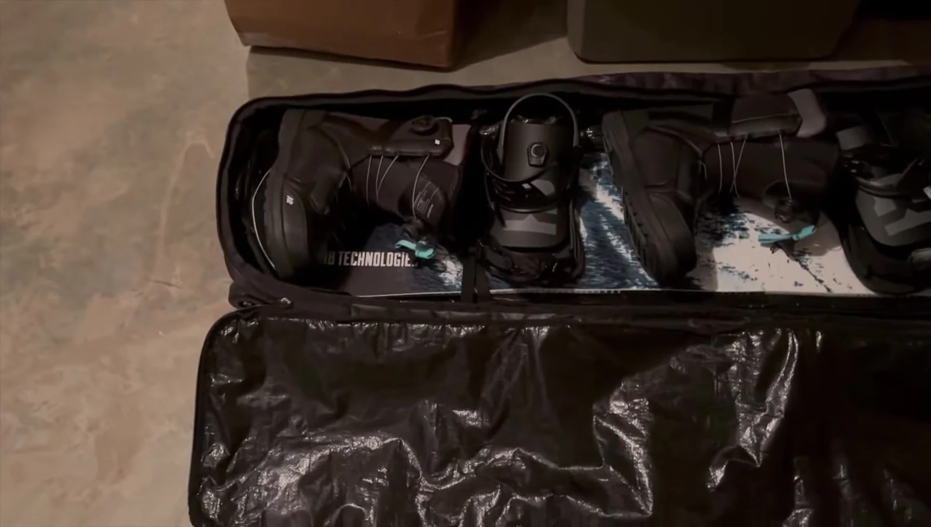 Reviewer discussing the bag's longevity and use.