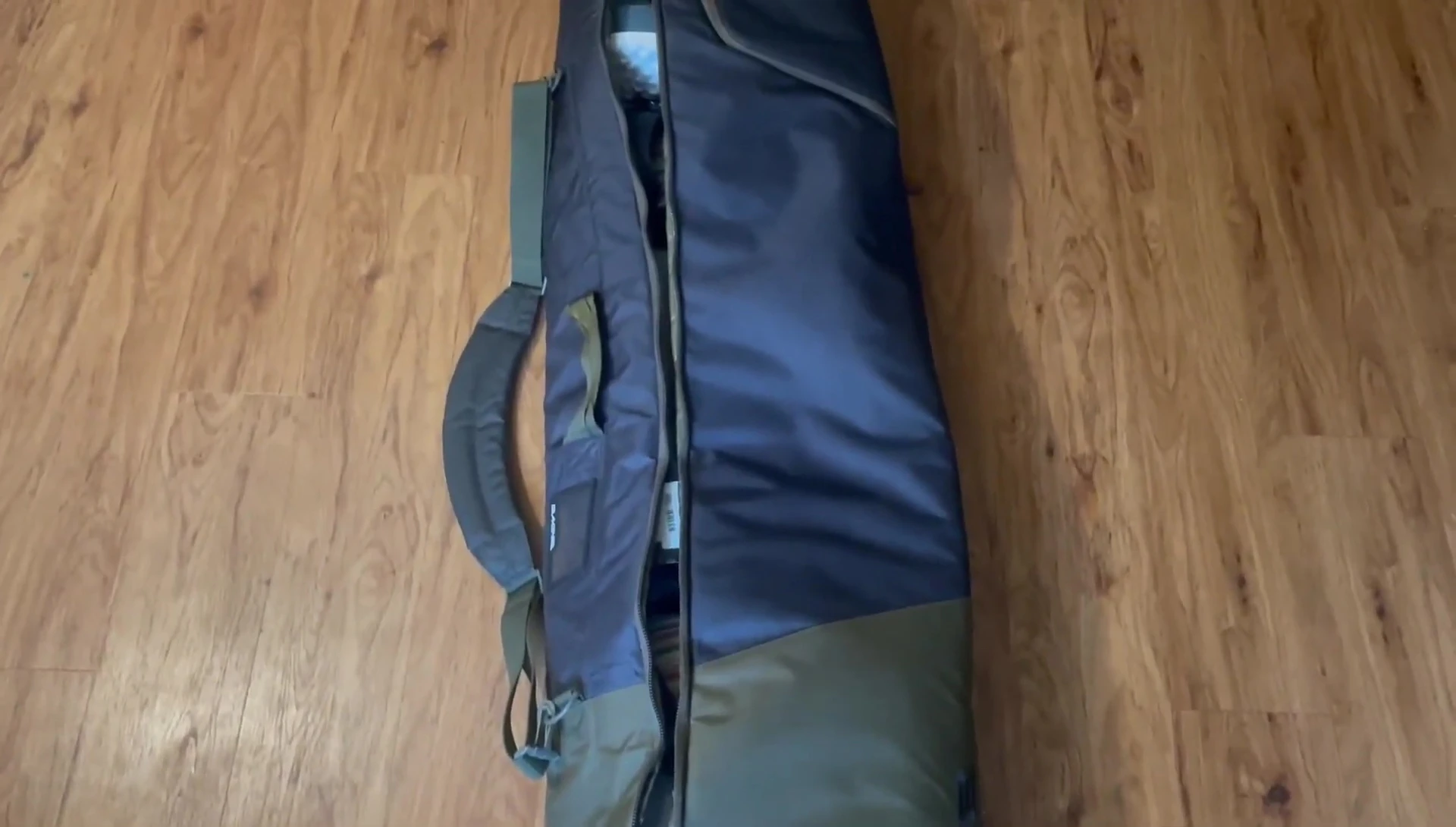 Final shot of the reviewer holding the bag.