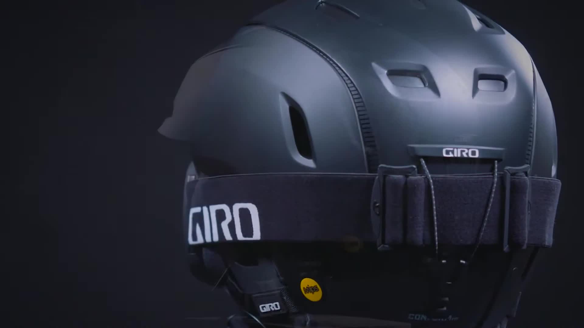 Demonstration of the helmet's adaptive fit