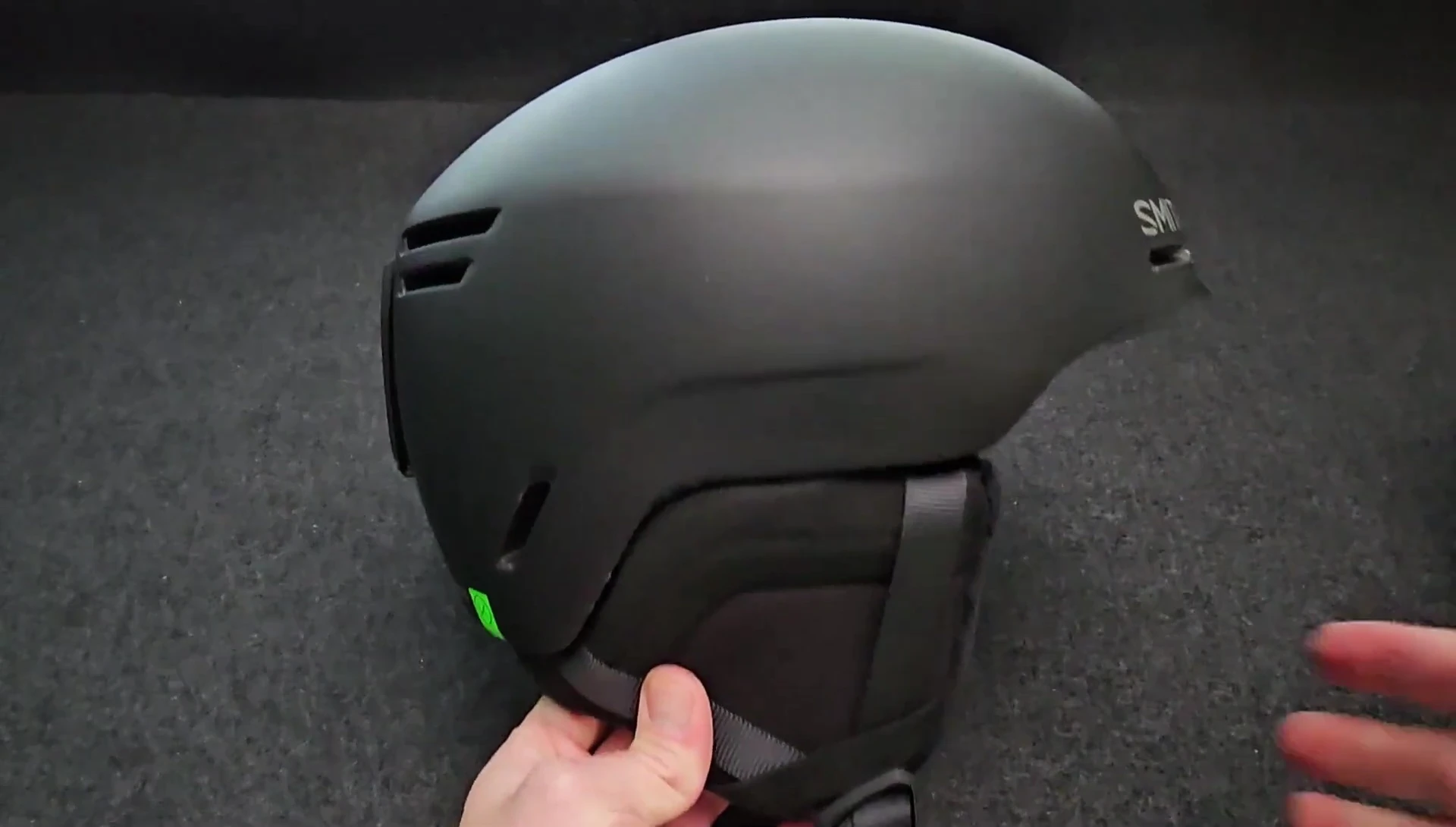 Overall shot of the Smith Method Helmet, highlighting its simple yet stylish design.