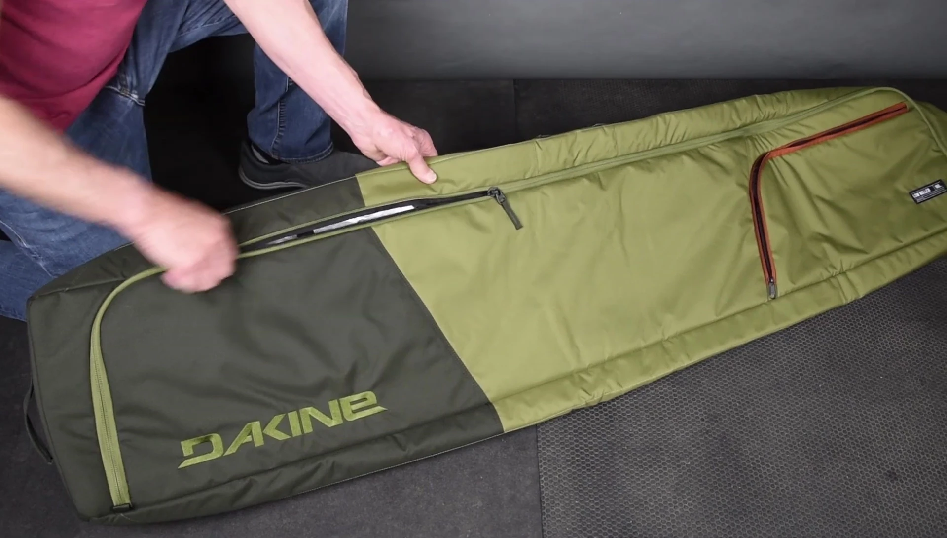 A demonstration of the full-length zipper and its dual-directional functionality.