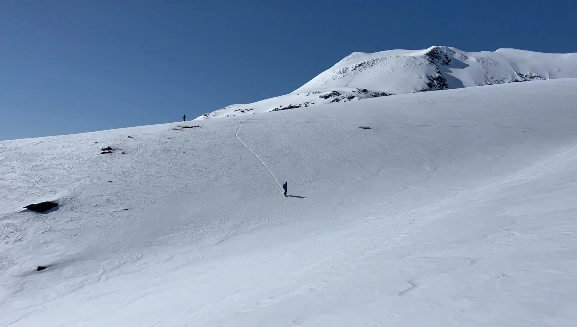 Snowboarding in the backcountry