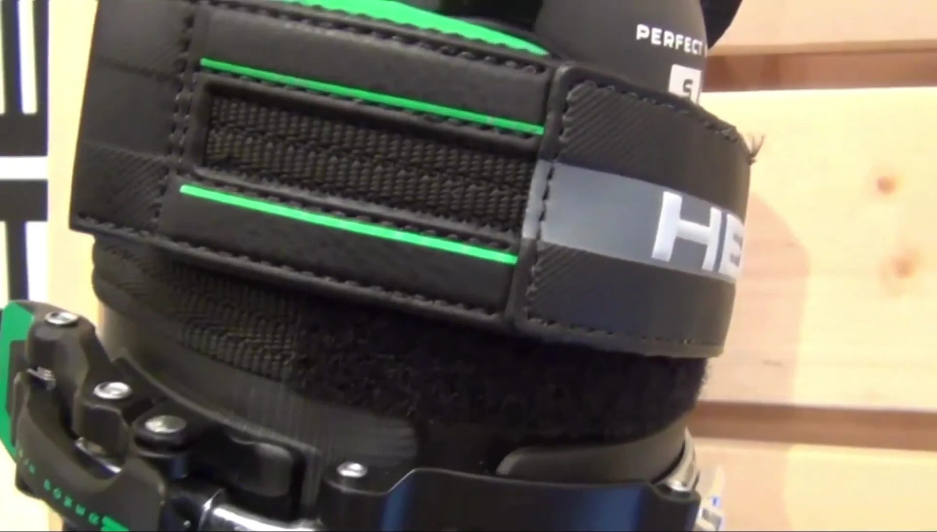 Mention of Perfect Fit liners and Form Fit shell customization.