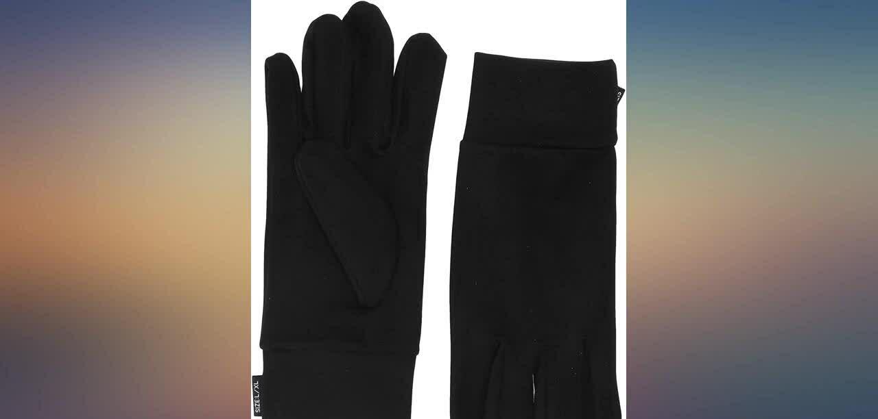 Close-up of the Seirus Heatwave glove liners