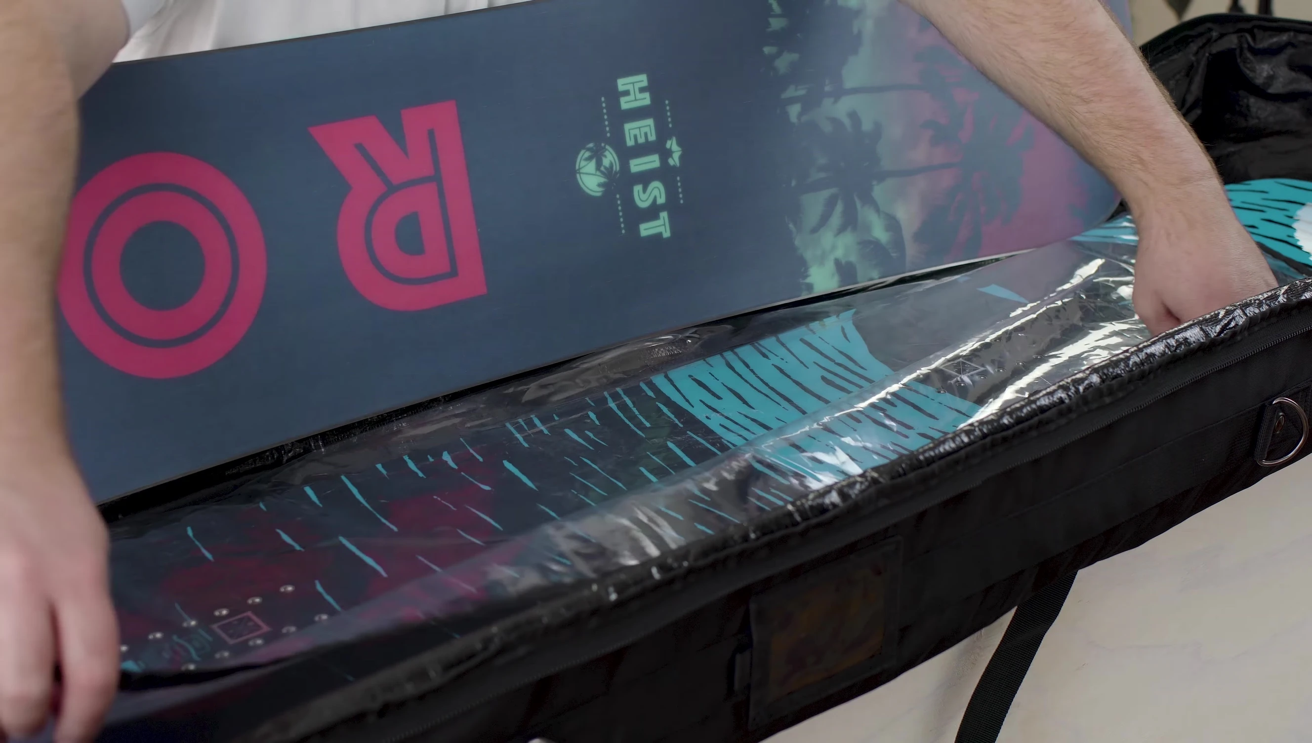 Close up of the protective sheet between the snowboards