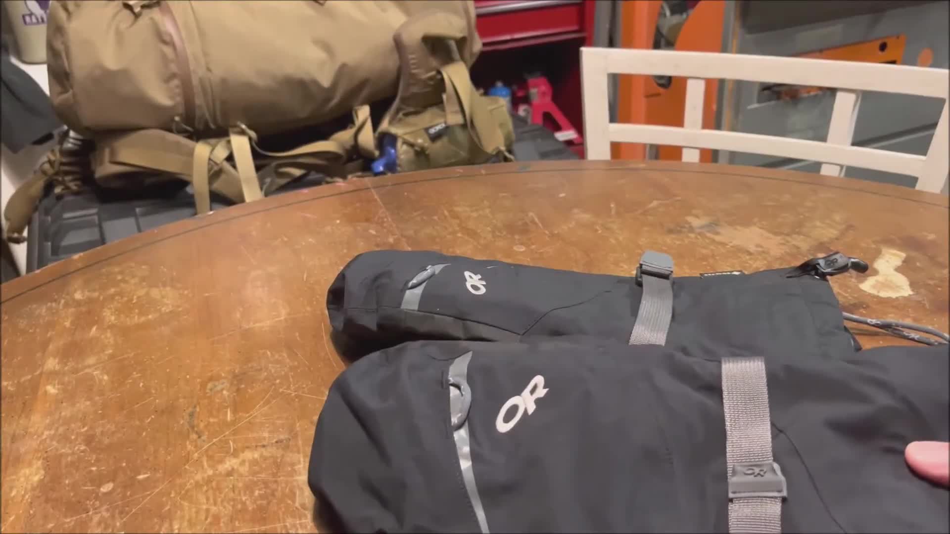 Close-up of the mitt showcasing the Gore-Tex layering.