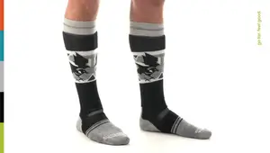Smartwool Snow Socks Review: Ultimate Comfort and Performance for Your Winter Adventures