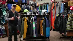 Ski Jackets: A Comprehensive Guide to Choosing the Right One